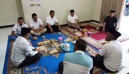 Melayat Mantan Wabup Banyuwangi, Bupati Anas: Beliau Orang Baik