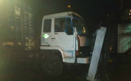 Serem, Truk di Banyuwangi ini Bergerak Sendiri saat Diparkir