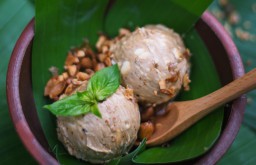 Sstt... Ada Es Krim Anti Mainstream di Surabaya Lho