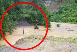Banjir Lumpur dan Batu di Pacitan Rendam Rumah Warga