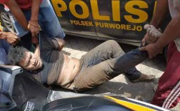 Kepergok Bobol Rumah di Pasuruan, Residivis ini Babak Belur Dimassa