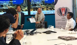 Bupati Bojonegoro Terpilih Bicara Perempuan Berpolitik di London