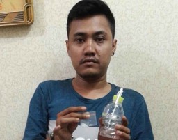 Buron Sabu ini Tertangkap di Room Karaoke Bersama Pacarnya