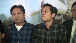 Di Tahanan Hongkong, Dua Pelawak ini Jadi Muadzin dan Tukang Pijat