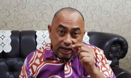 Camat 'Dolly' Siap Mundur, Mengapa?