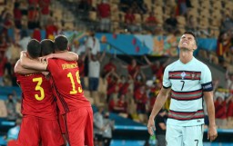 Portugal Tersingkir dari Euro 2020, Ronaldo Ngamuk!
