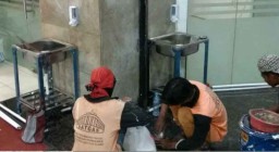 Cegah Corona di Surabaya, Wastafel Portable Dipasang di Fasilitas Umum