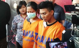 Pria di Surabaya ini Ajak Istrinya yang Hamil 6 Bulan Curi Motor