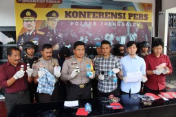 Demi Kepuasan Seks, Pria ini Minta Korbannya Lumuri Badan Pakai Tinta