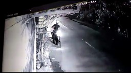 Sekali Beraksi, Komplotan Penjahat Bermobil ini Gasak Dua Motor 