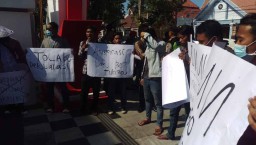 CMN Gelar Aksi Tolak Deklarasi #2019GantiPresiden di Surabaya