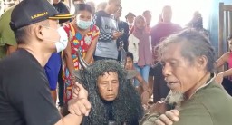 Leluhur Desa Aliyan Rasuki Warga, Minta Tradisi Segera Dilakukan