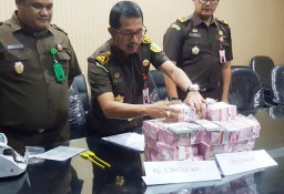 Mantan Dirut BUMD Sumenep Kembalikan Uang Korupsi 