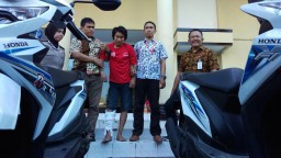 Polisi Tembak Komplotan Begal Motor di Surabaya 