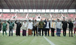 Persebaya, Bonek dan Kapolrestabes Gelar Deklarasi Anti Hoax