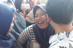Emil Dardak, dari Isu "Reshuffle" hingga Ibu-ibu Minta Peluk