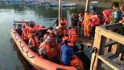 Diduga Terseret Arus, KMP Prathita IV Kandas di Perairan Selat Bali