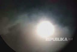 Warga Pesisir Diimbau Waspada Banjir Rob Jelang Supermoon