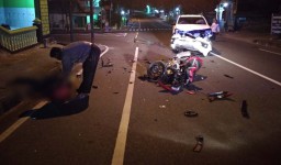 Motor vs Mobil di Jalur Pacitan-Solo, Pelajar Tewas