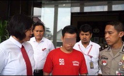 Gay ini Rekam Adegan Cabulnya untuk Mengancam Korban