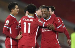 Disaksikan 2 Ribu Penonton, Liverpool Cukur Wolves 4-0 di Anfield