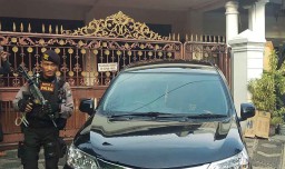 Diduga Kasus Penggelapan, Mabes Polri Geledah Tiga Rumah di Surabaya