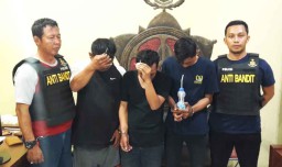 Penggerebekan Pesta Sabu di Surabaya, Polisi Amankan Tiga Pria