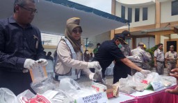 44 Jenis Benih Tanaman Ilegal Dimusnahkan di Banyuwangi