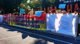 Guru di Blitar Mogok Mengajar, Beberapa Kelas Diliburkan Bergantian