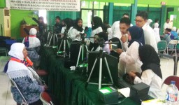 Biometrik di Asrama Haji Ngadat, Proses Perekaman 900 JCH Molor