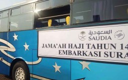 Kaca Bus Jamaah Haji di Surabaya Pecah, Polisi: Bukan Dilempar Batu