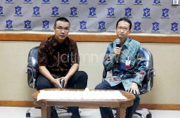 Ditengah Polemik THR, Gaji ke 14 Pegawai Negeri Pemkot Surabaya Cair