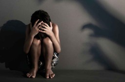 Ketua RT Bejat Cabuli Keponakan 10 Kali di Rumahnya