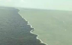 Pesawat Latih TNI AL Dilaporkan Jatuh di Selat Madura