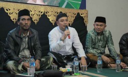 Risma Minta Eri 'Hijaukan' Surabaya, PDIP: Partainya Pasti Dimerahkan