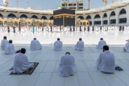 Orangtua Dilarang Membawa Anak untuk Umroh dan Salat di Masjidil Haram
