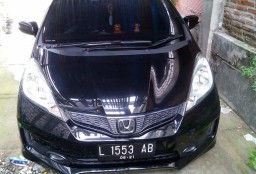 Polisi Selidiki Penggendaman Mobil Jazz Lewat CCTV