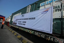 Kereta Api Limbah Pertama di Indonesia Resmi Beroperasi