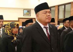 Mutasi di Pemkot Surabaya, Joestamadji 'Terlempar'