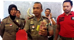Satu Tersangka Judi di Rumah Karaoke Tewas