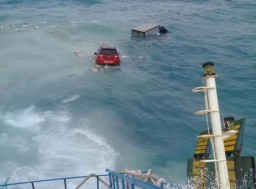 Uang Rp 30 Miliar Tenggelam Bersama Kapal Lestari Maju untuk Gaji