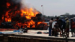 Kapal Bermuatan Elpiji Meledak di Sungai Mahakam Samarinda