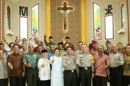 Keharmonisan Antar Umat Beragama di Banyuwangi Diacungi Jempol
