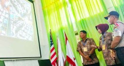Pantau Keamanan, Kapolrestabes Surabaya Sidak UNBK SMA