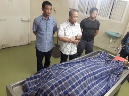 Video: Polisi Tembak Mati Bandit Sadis di Surabaya