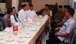 Kapolrestabes Surabaya Silaturahmi ke Kantor MUI 