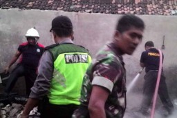 Ditinggal ke Sawah, Rumah Petani di Ponorogo Hangus Terbakar