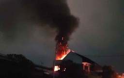 Gudang Toko Baju di Tulungagung Terbakar