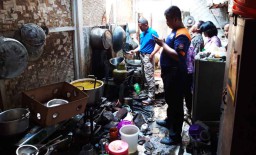 Diduga Tabung Elpiji Bocor,  Dapur Rumah Titin Terbakar