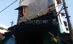 Polisi Selidiki Unsur Kelalaian pada Kebakaran Rumah Kos Kebalen
